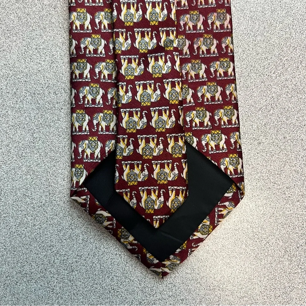 100% Silk All Over Print Elephant Print Men's Tie Made in India